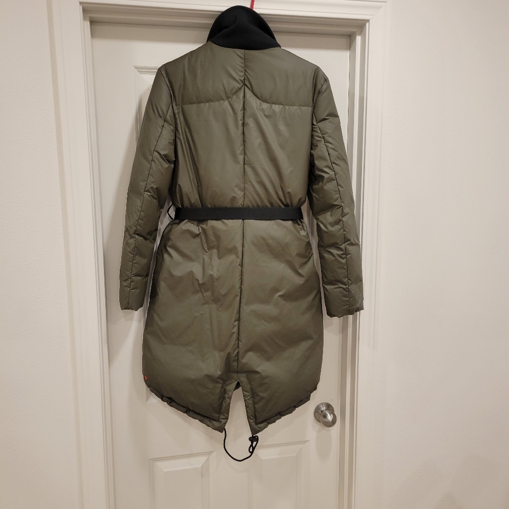 Hunter Dark Green Puffy Waterproof  Winter Coat - Picture 2 of 7